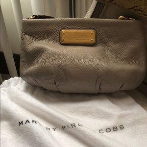 Marc by Marc Jacobs Percy Q crossbody in cement